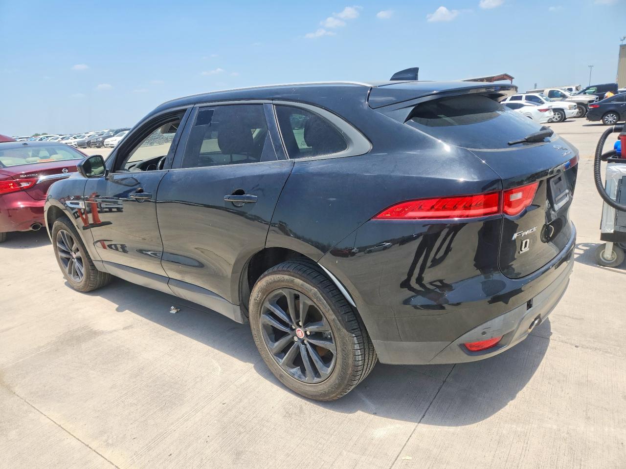 2018 JAGUAR F-PACE