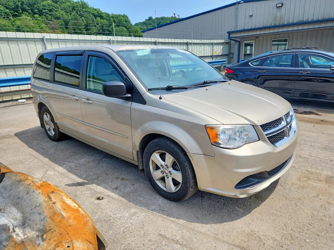 2013 DODGE CARAVAN