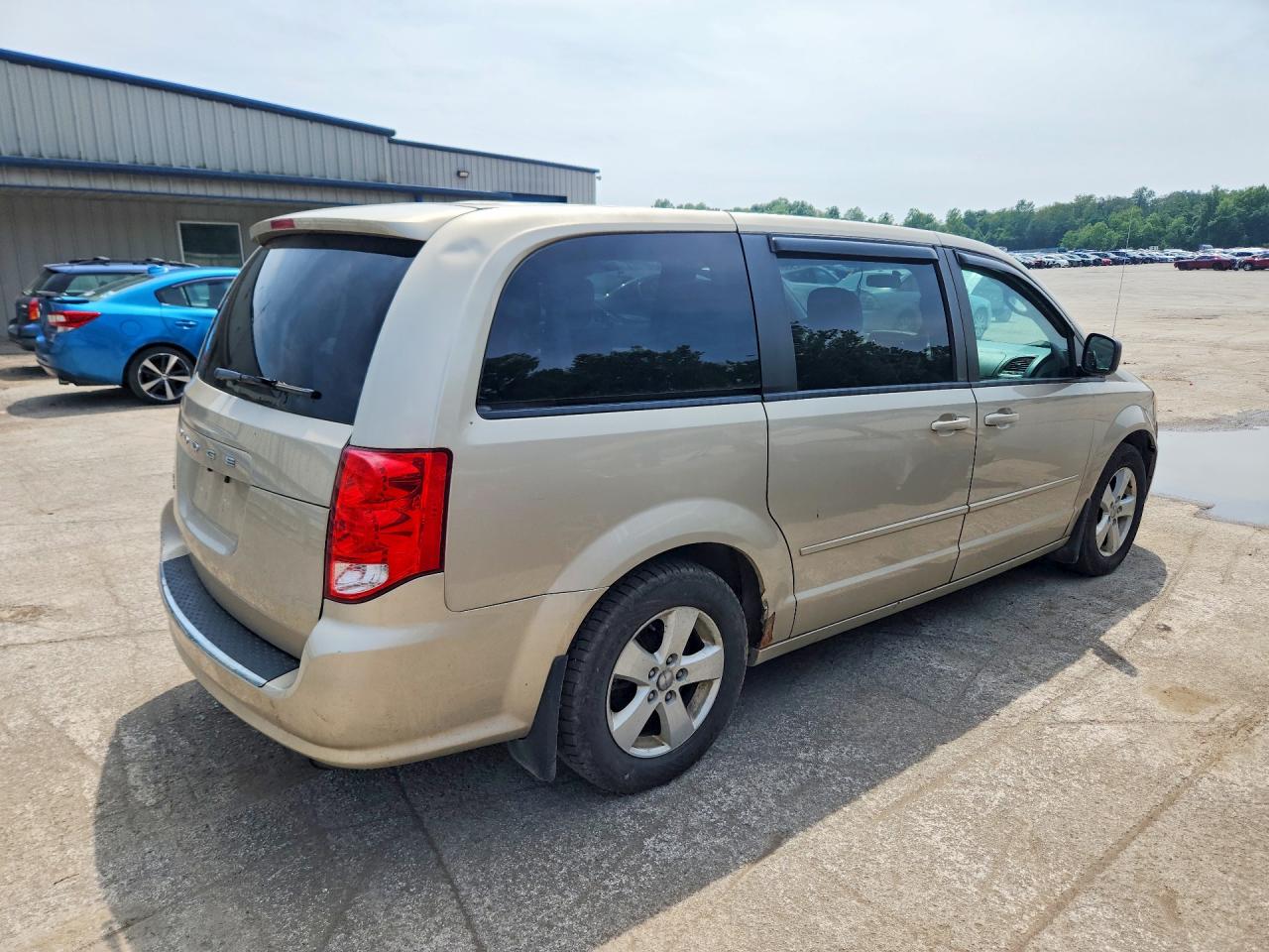 2013 DODGE CARAVAN