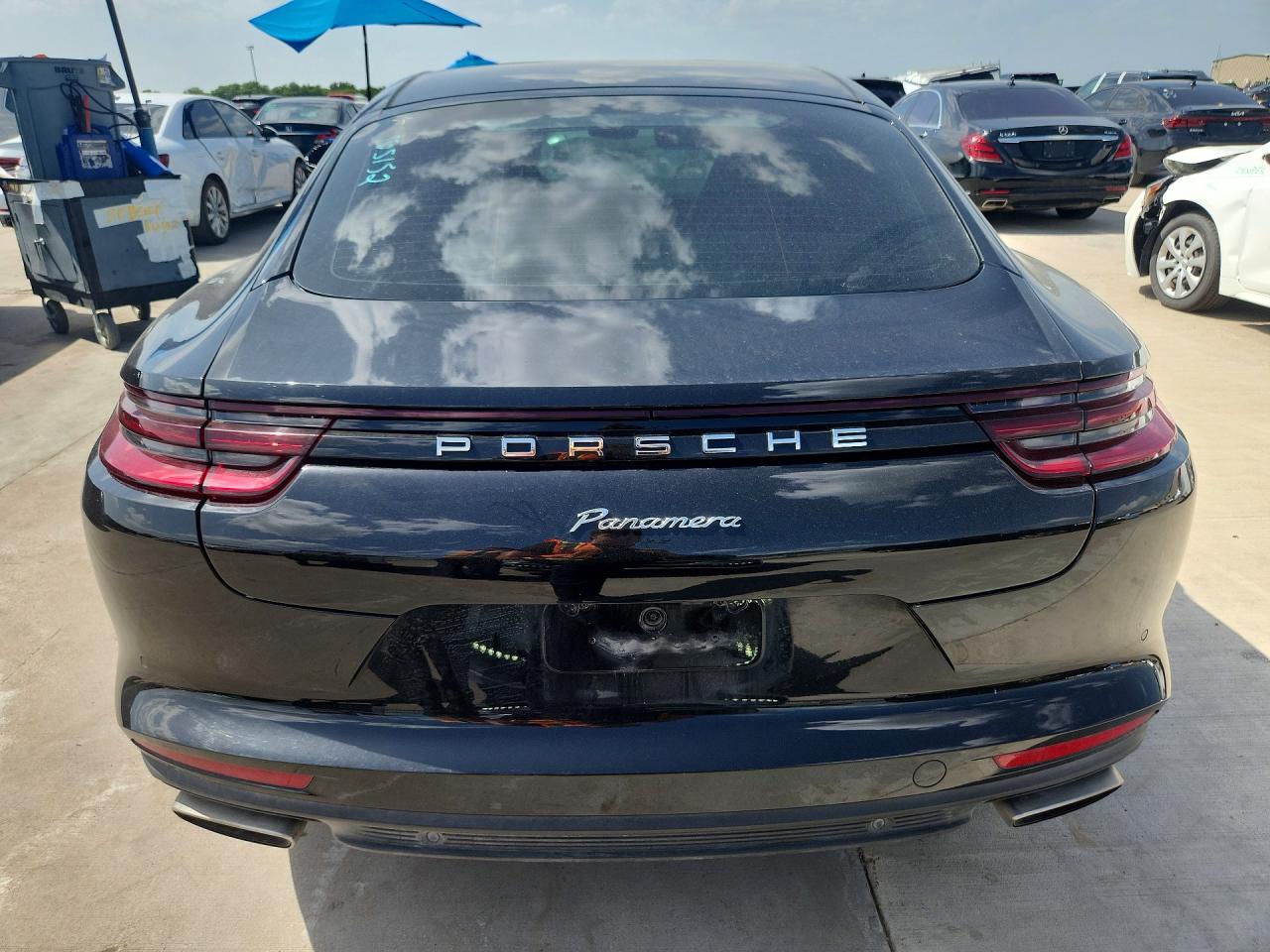 2018 PORSCHE PANAMERA