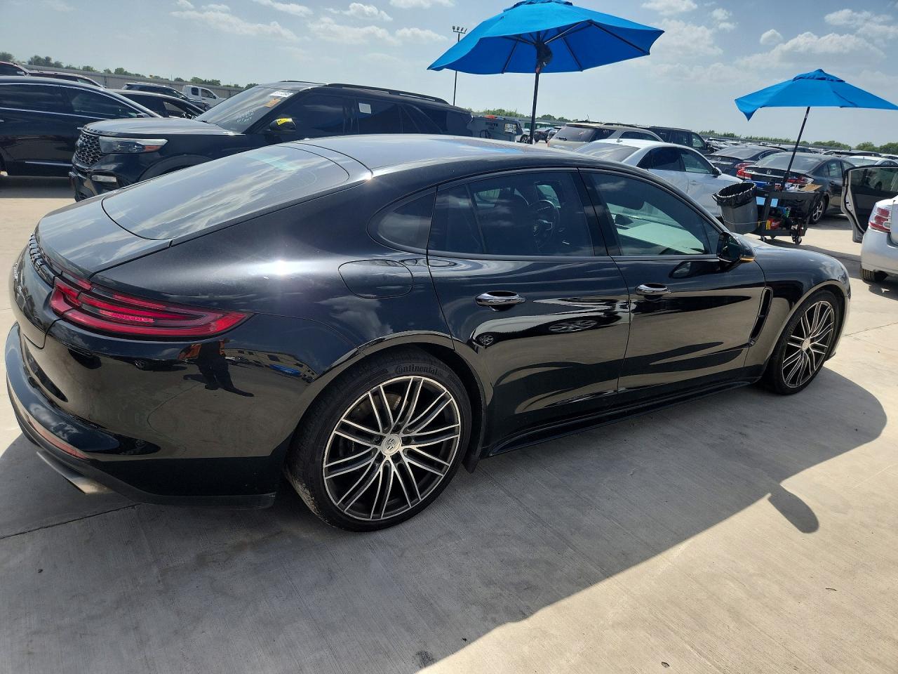 2018 PORSCHE PANAMERA