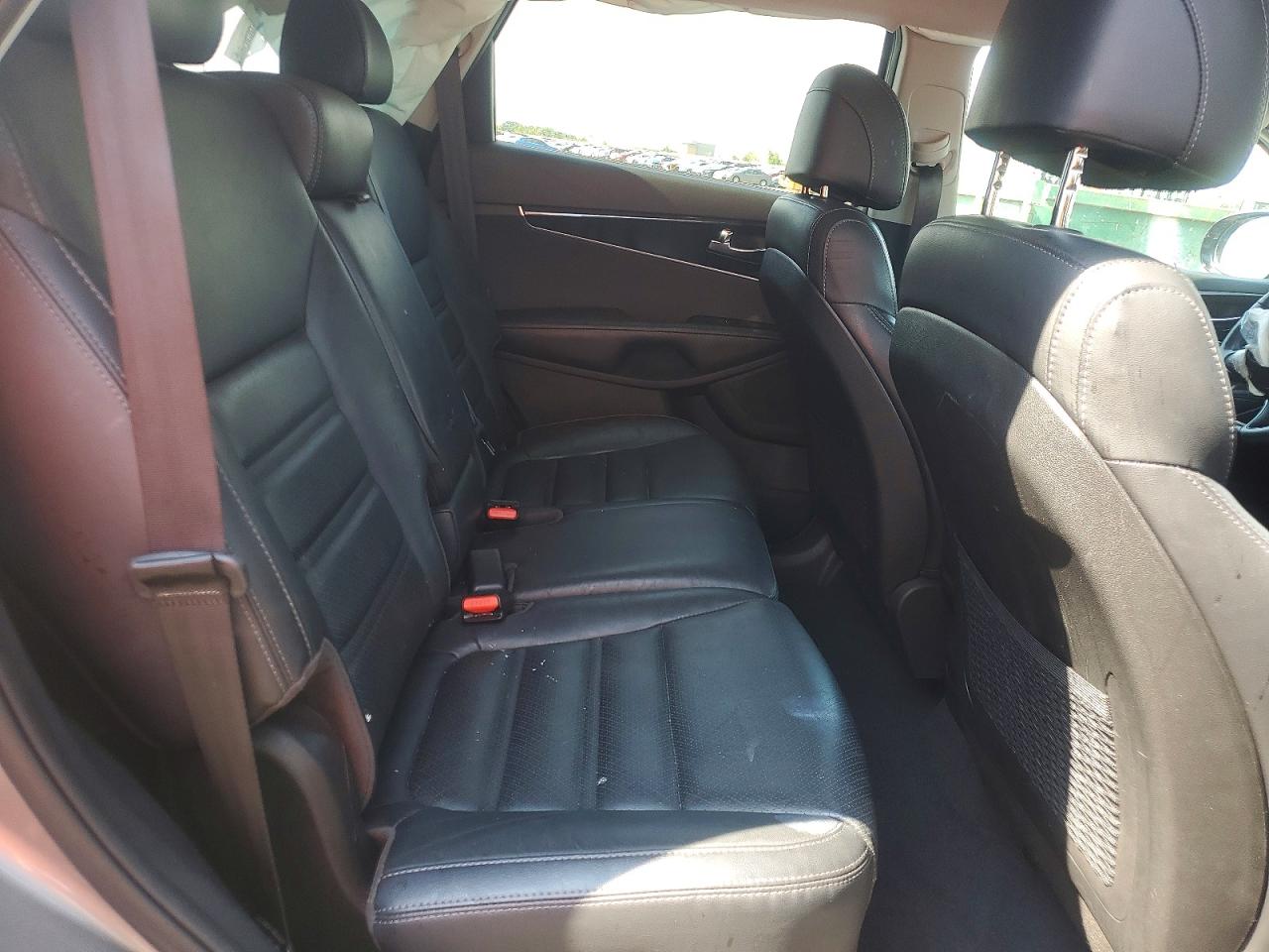 2017 KIA SORENTO