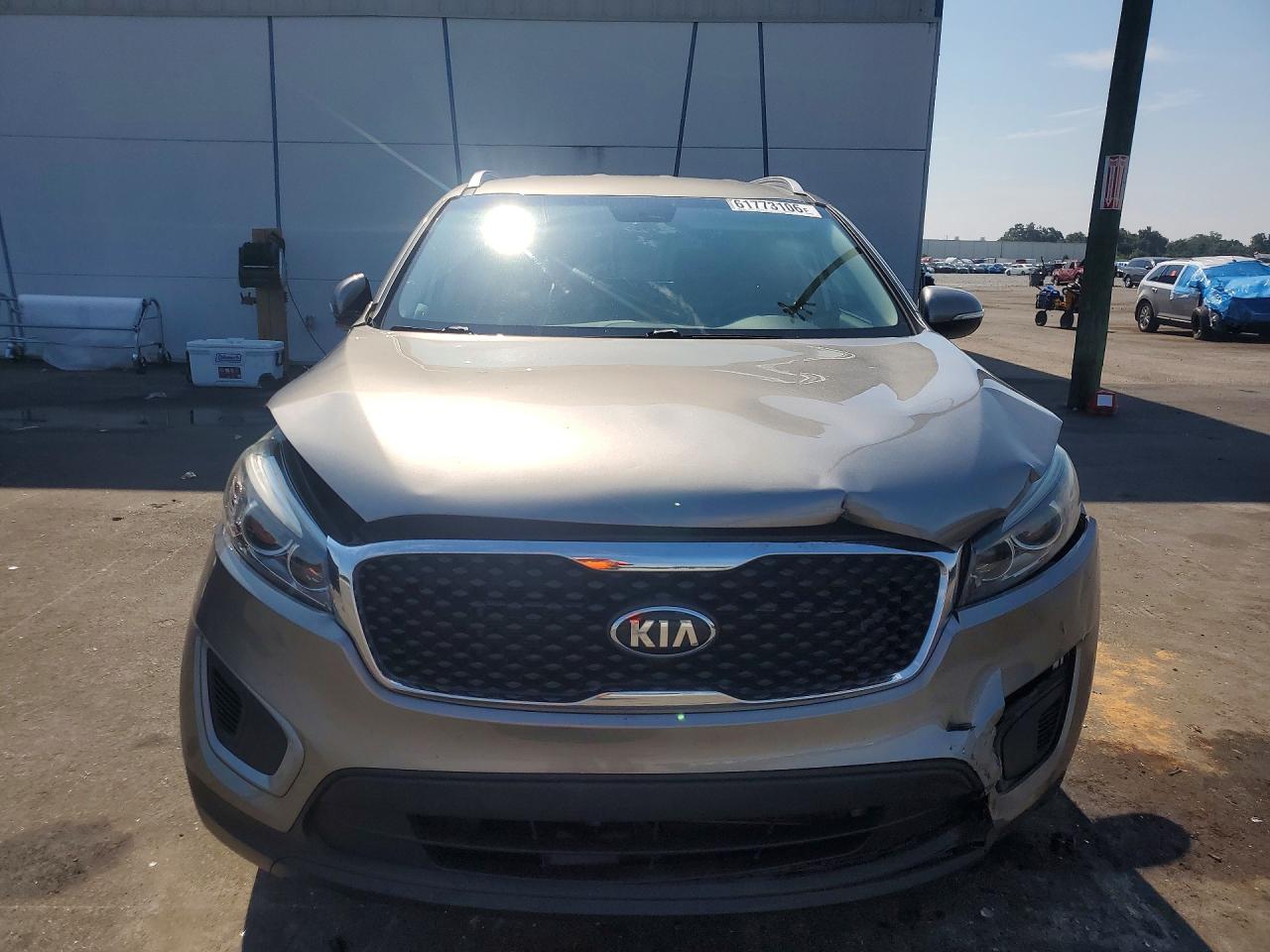 2017 KIA SORENTO