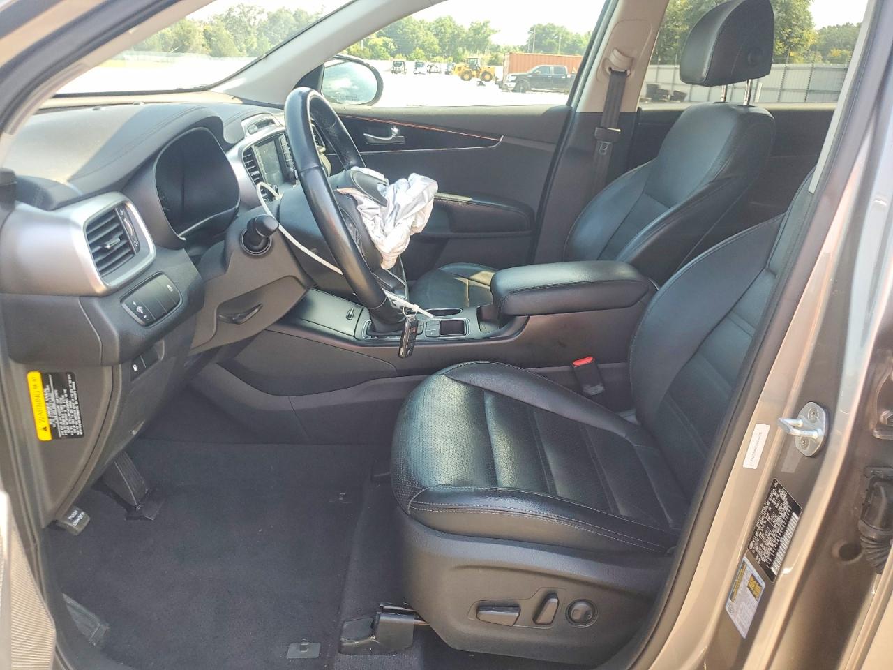 2017 KIA SORENTO