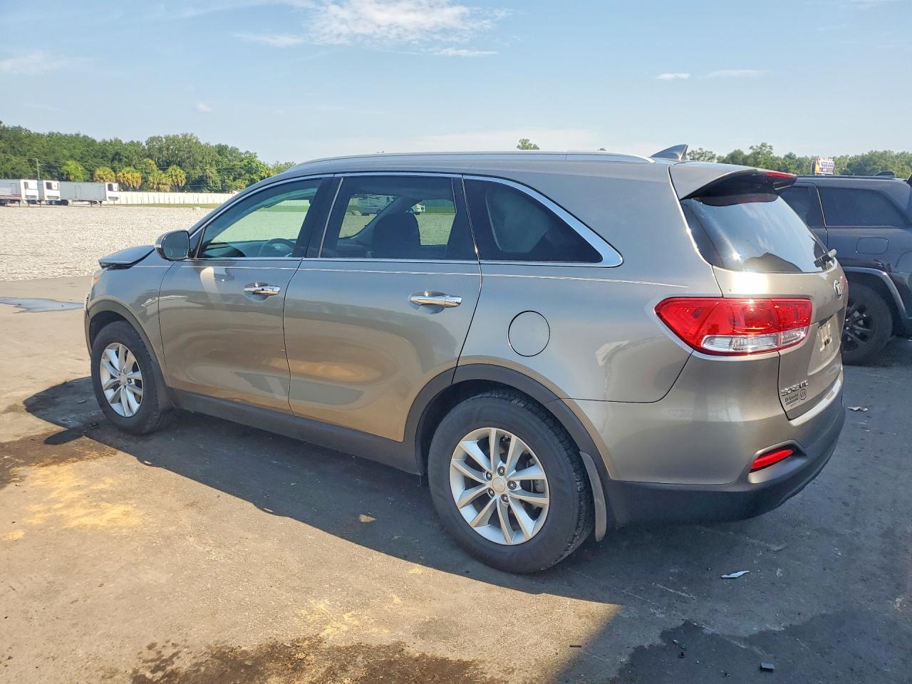 2017 KIA SORENTO