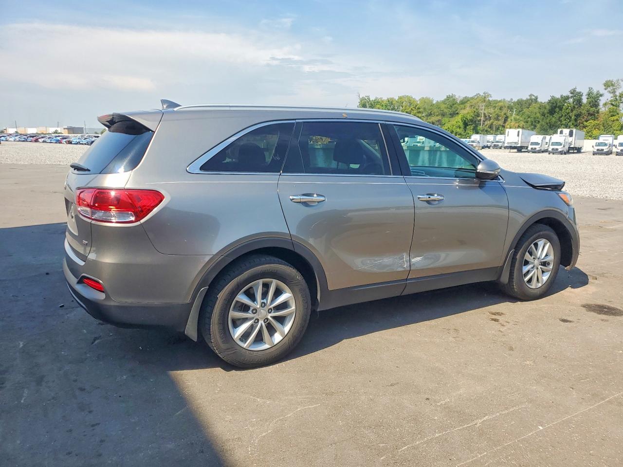 2017 KIA SORENTO
