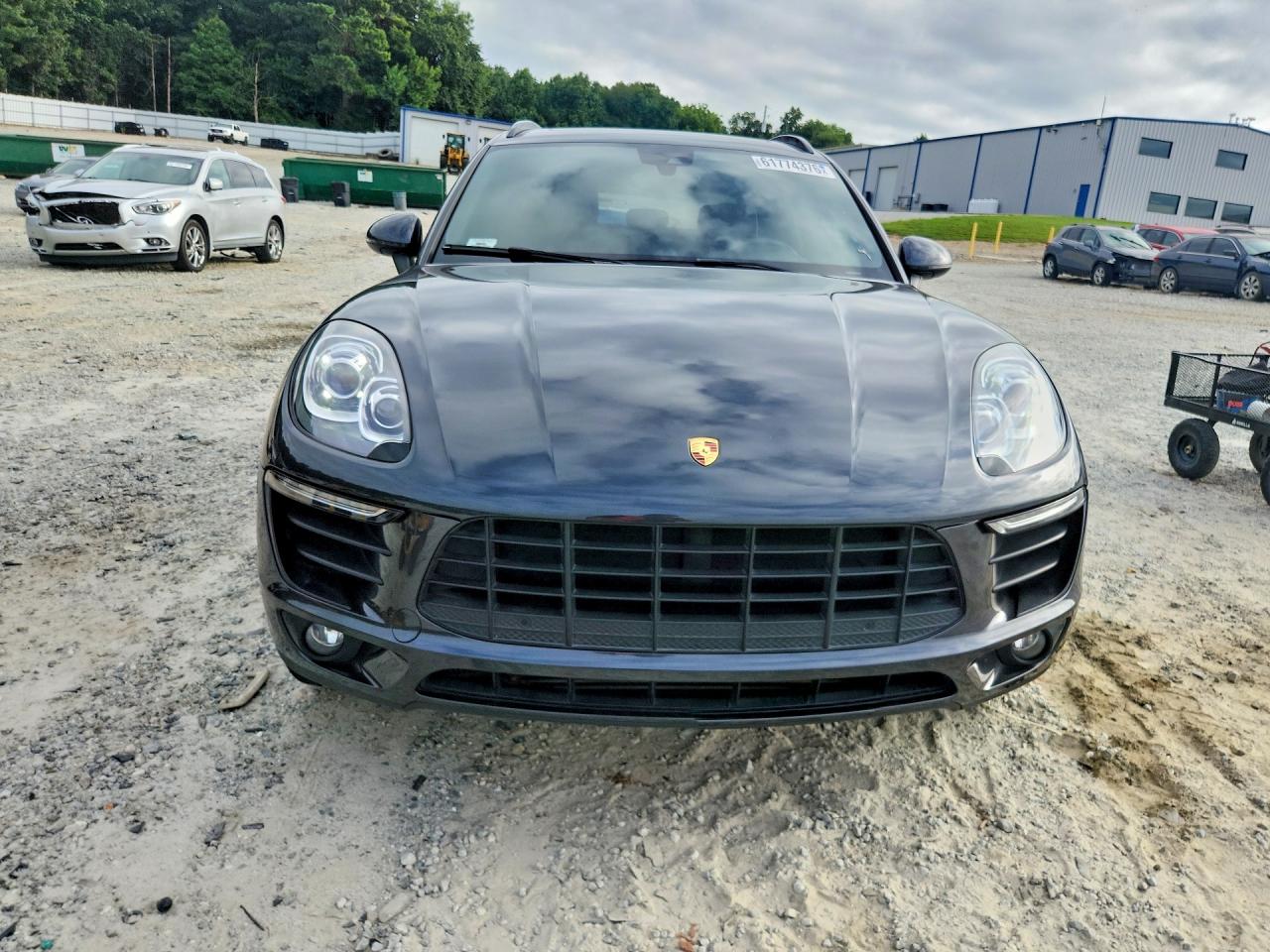 2017 PORSCHE MACAN