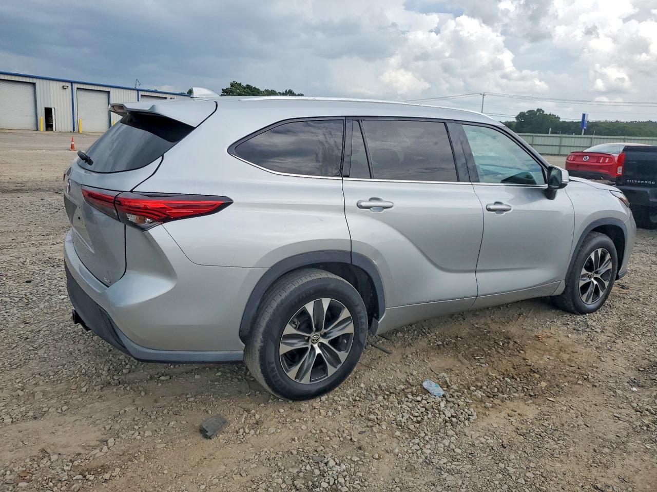 2020 TOYOTA HIGHLANDER