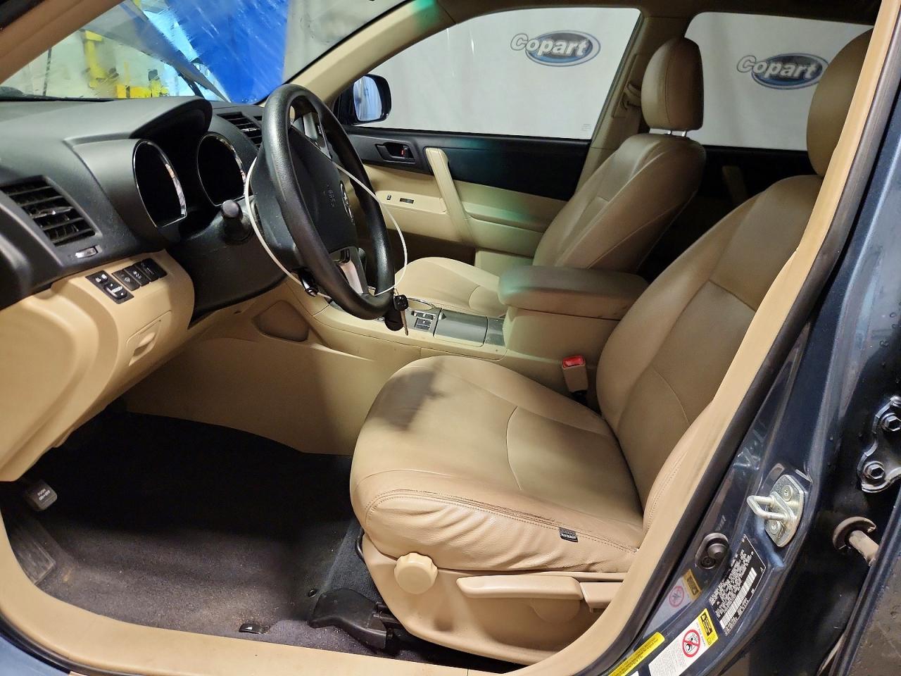 2013 TOYOTA HIGHLANDER