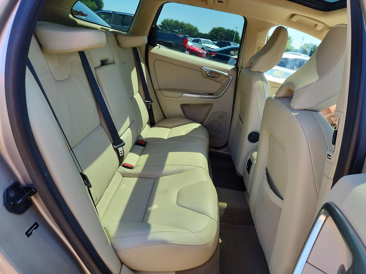 2013 VOLVO XC60