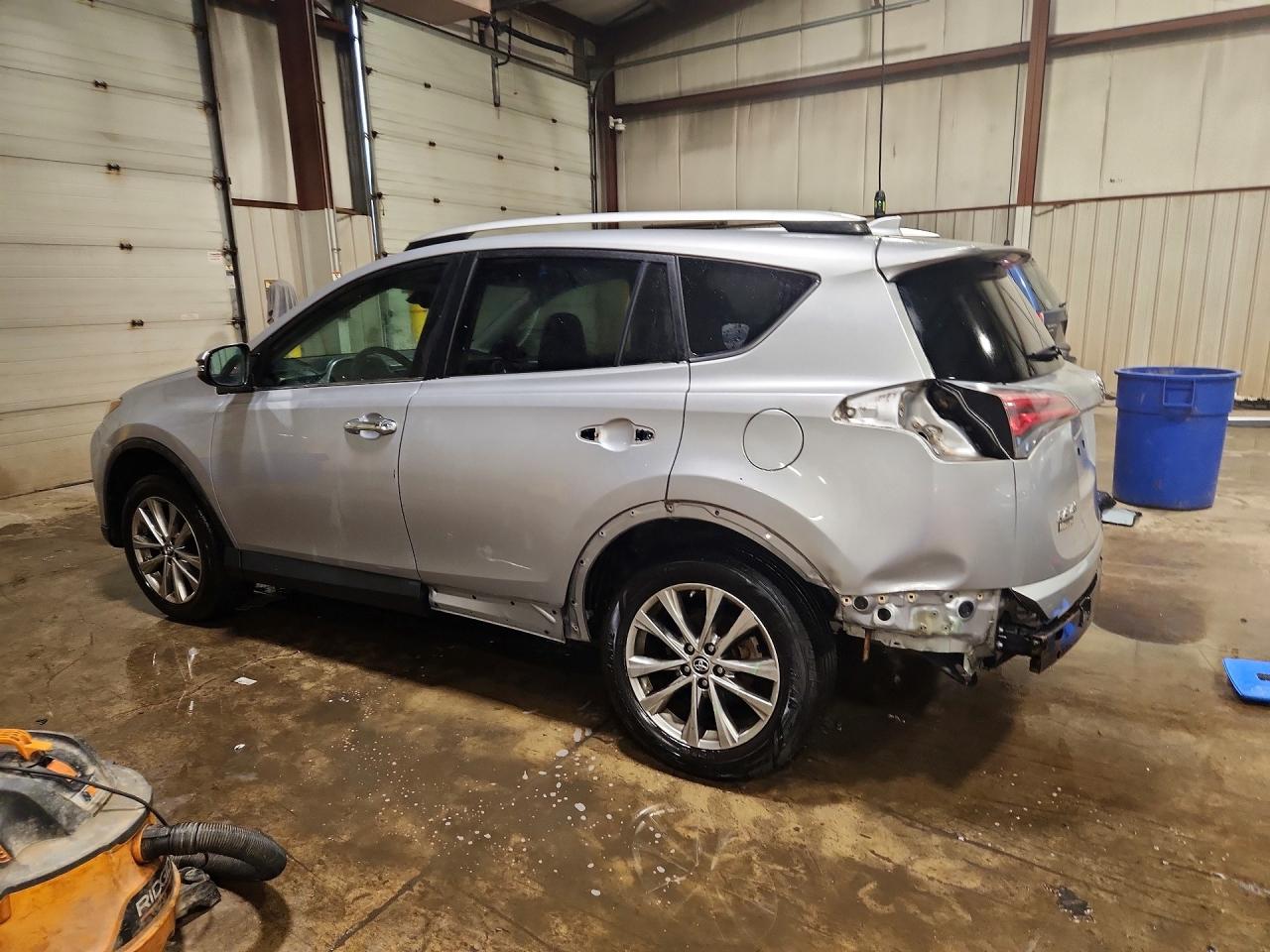 2016 TOYOTA RAV4