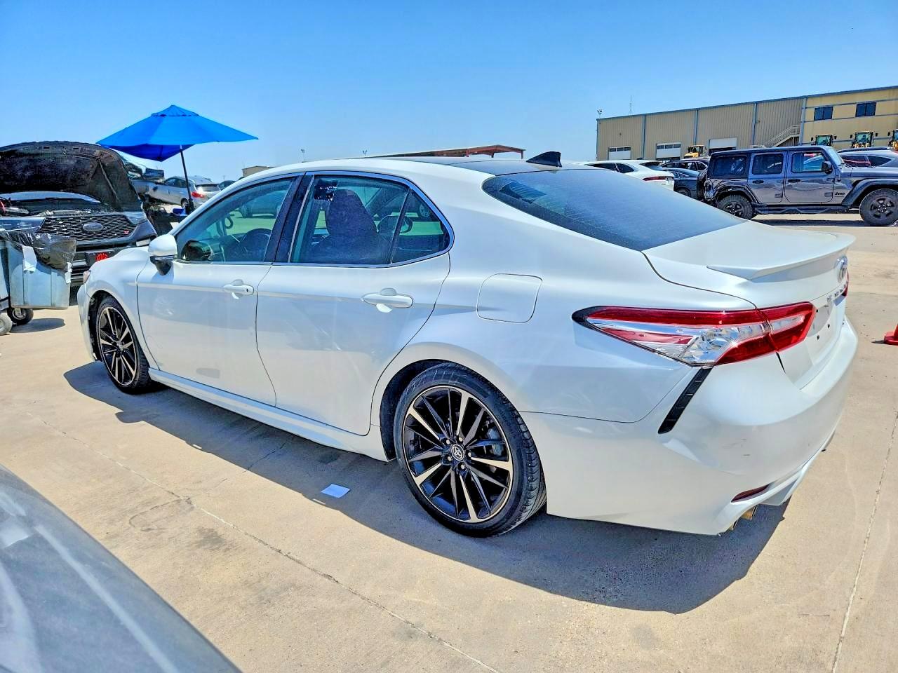 2020 TOYOTA CAMRY