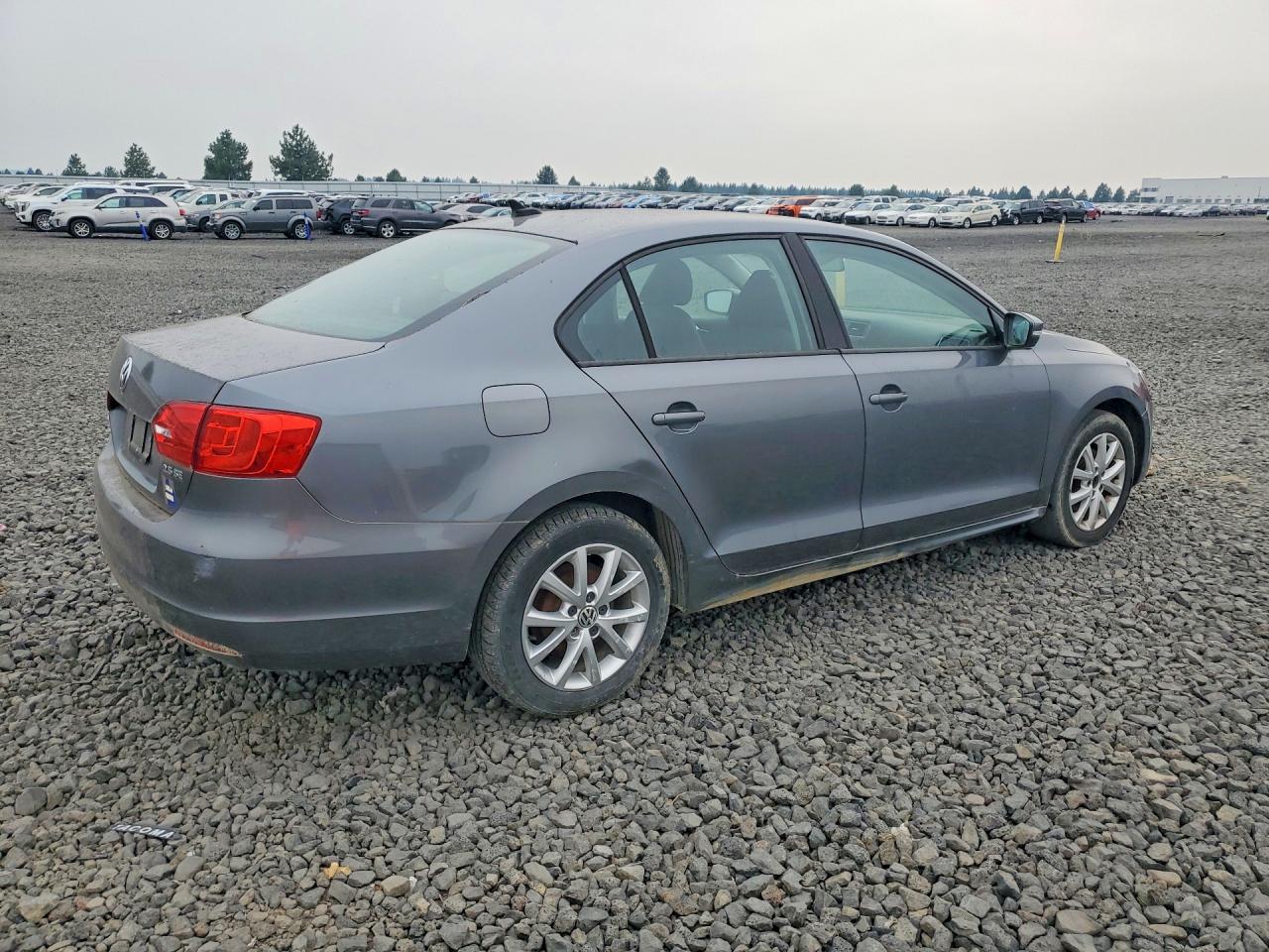 2011 VOLKSWAGEN JETTA