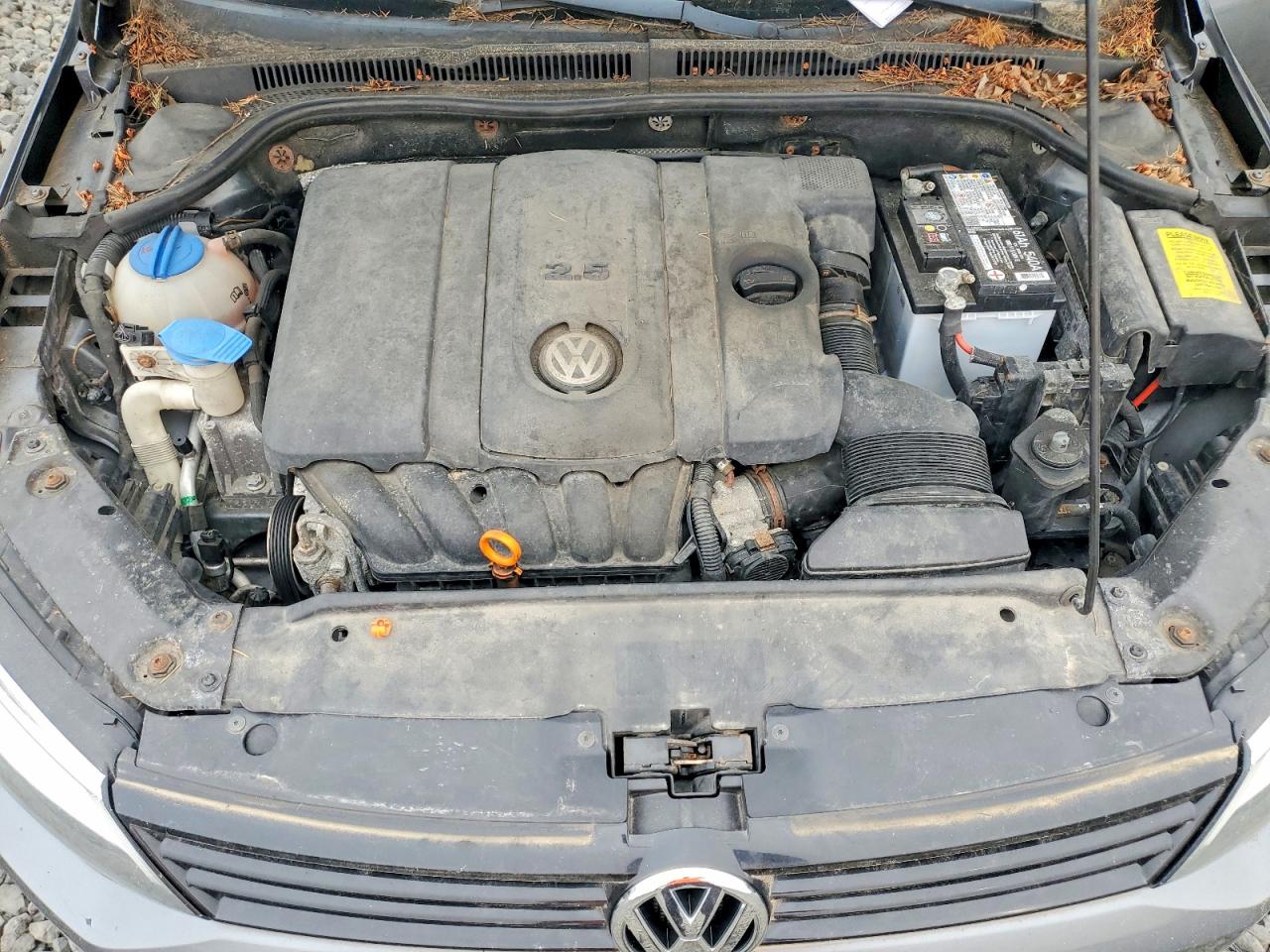 2011 VOLKSWAGEN JETTA