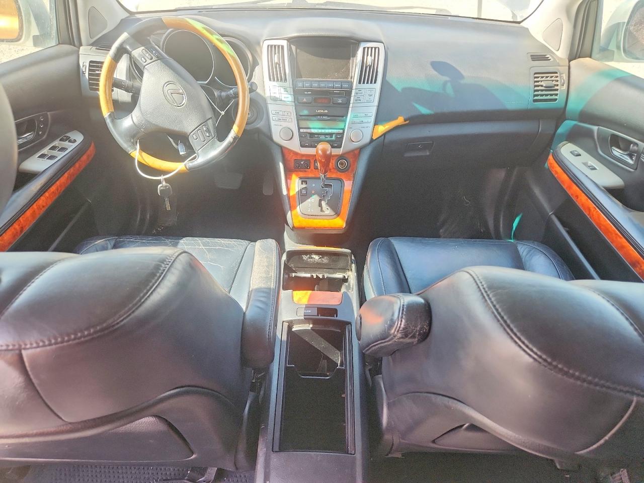 2005 LEXUS RX330