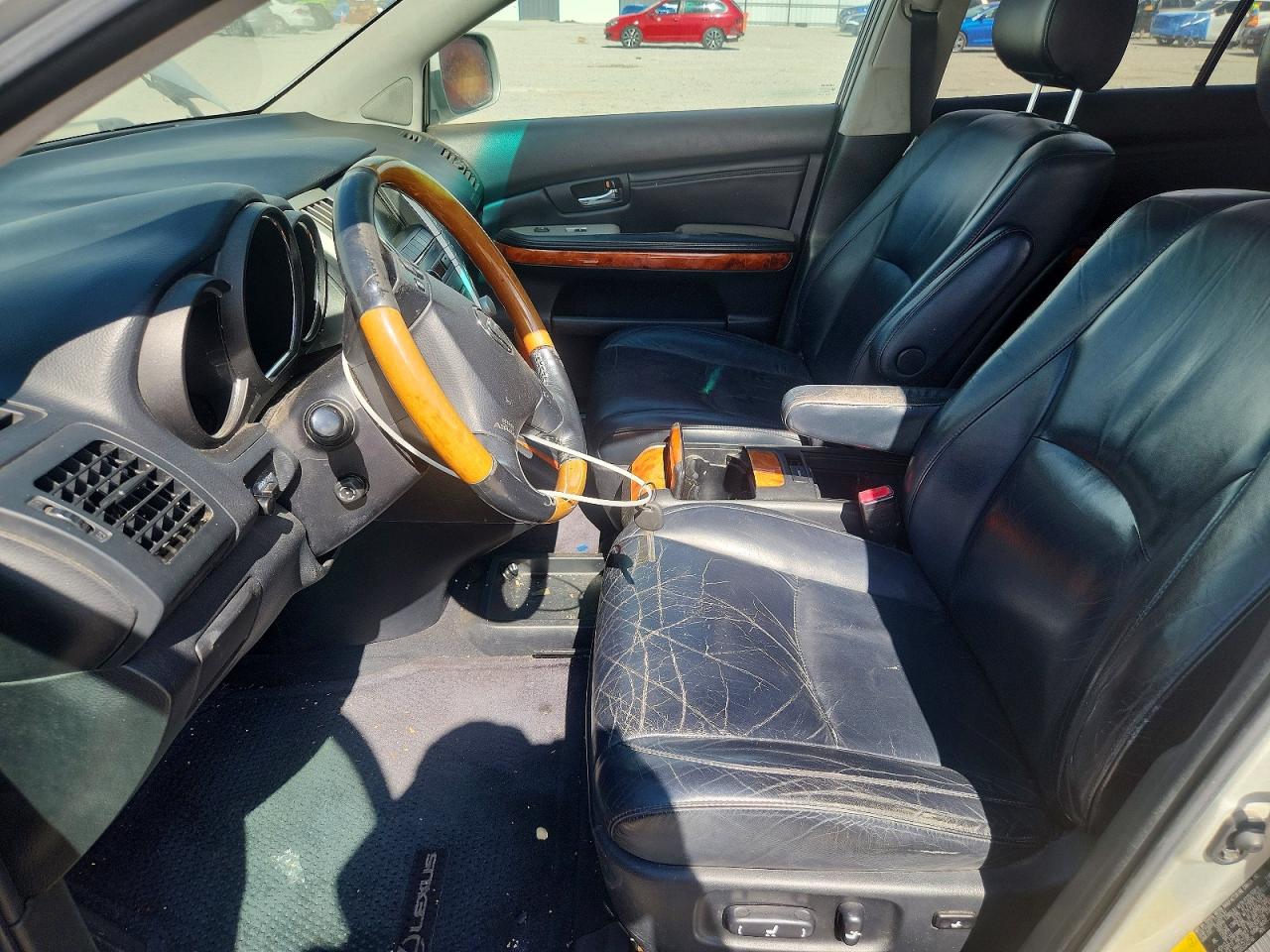 2005 LEXUS RX330