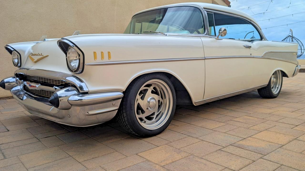 1957 CHEV BEL AIR