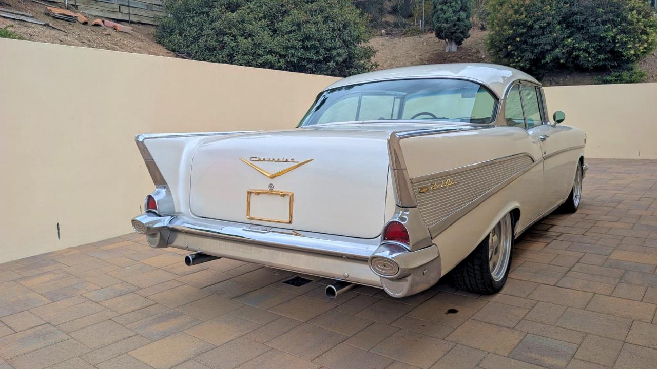 1957 CHEV BEL AIR