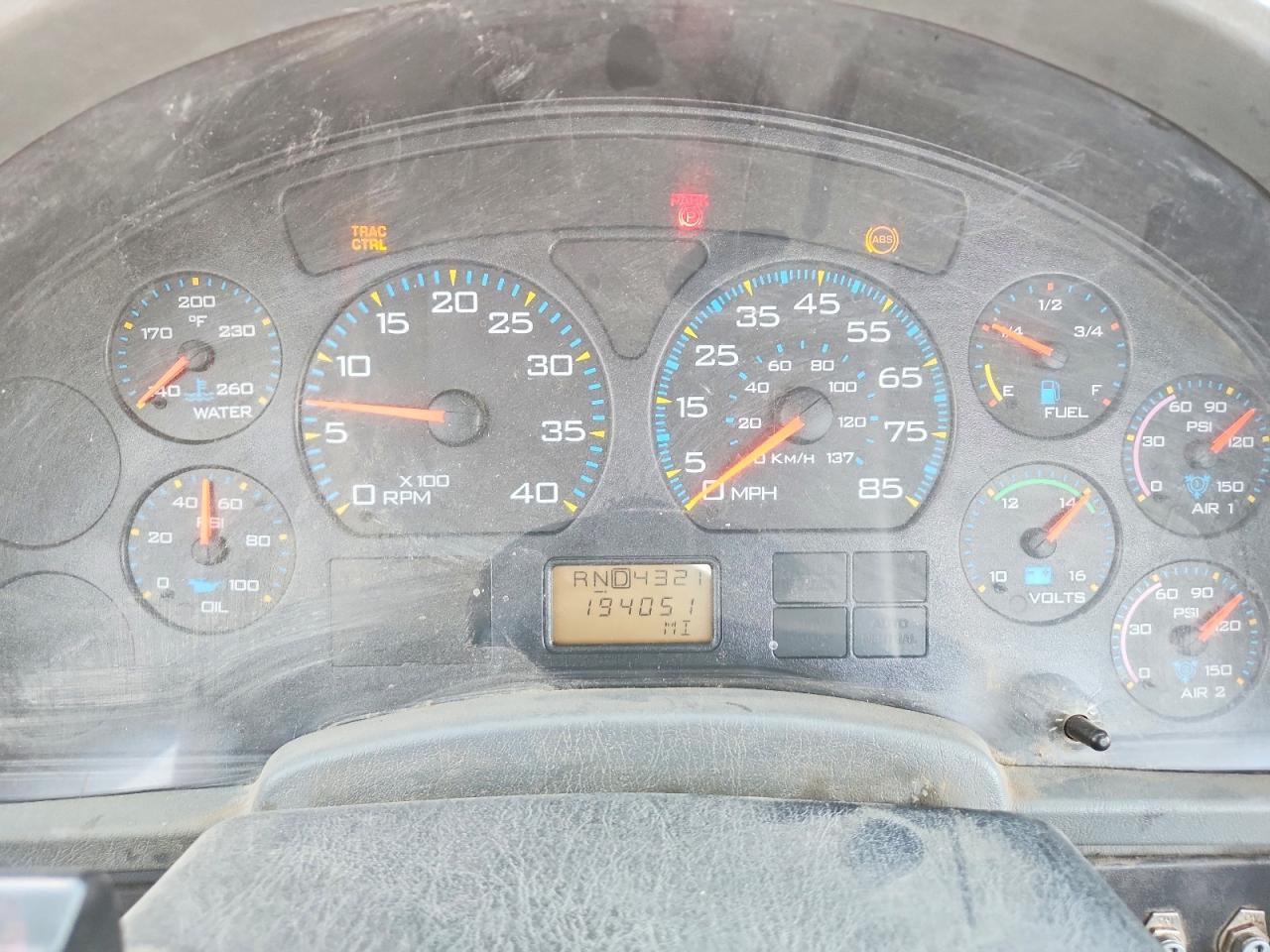 2005 INTERNATIONAL 4000 SERIE