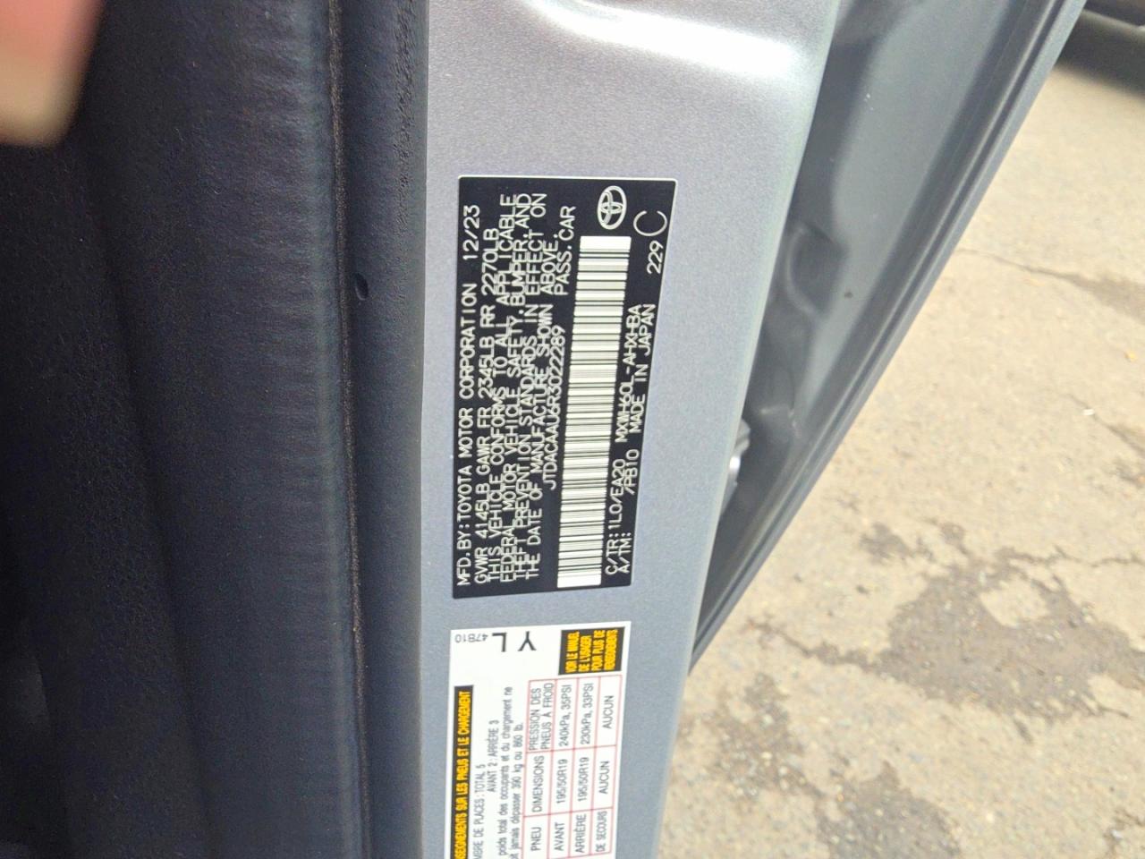 2024 TOYOTA PRIUS