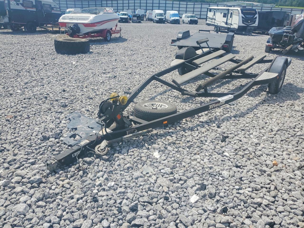 2016 TRITON UNKNOWN