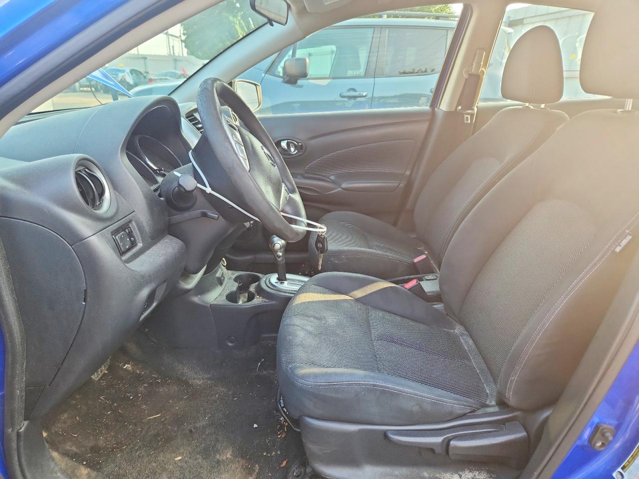 2017 NISSAN VERSA