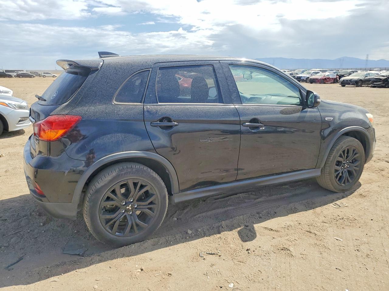 2019 MITSUBISHI OUTLANDER