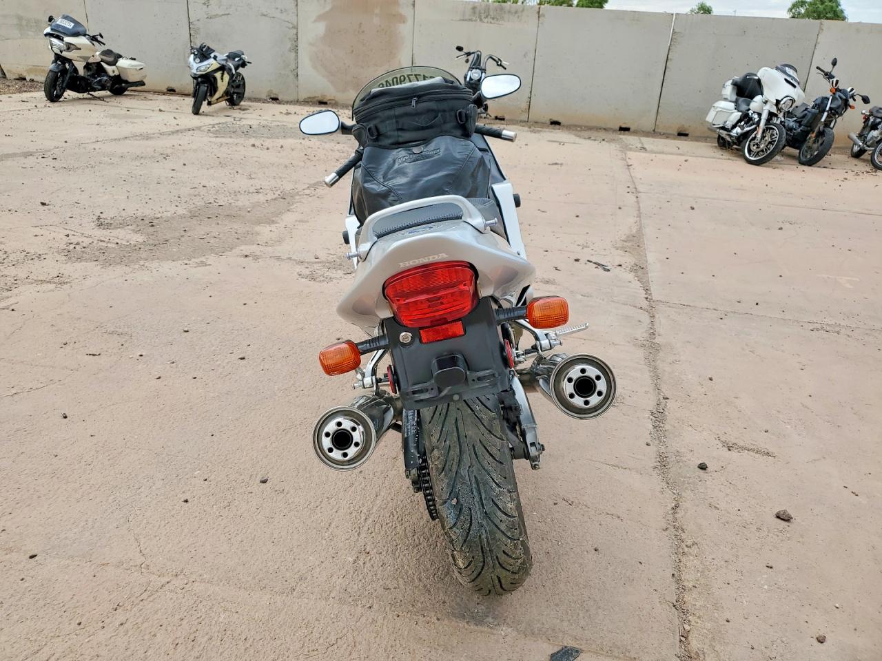 2002 HONDA CBR CYCLE