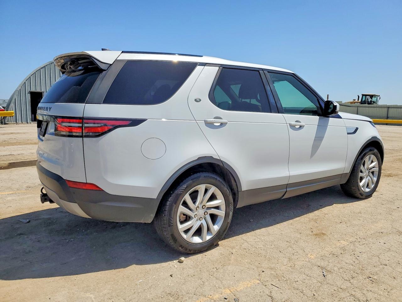 2017 LAND ROVER DISCOVERY
