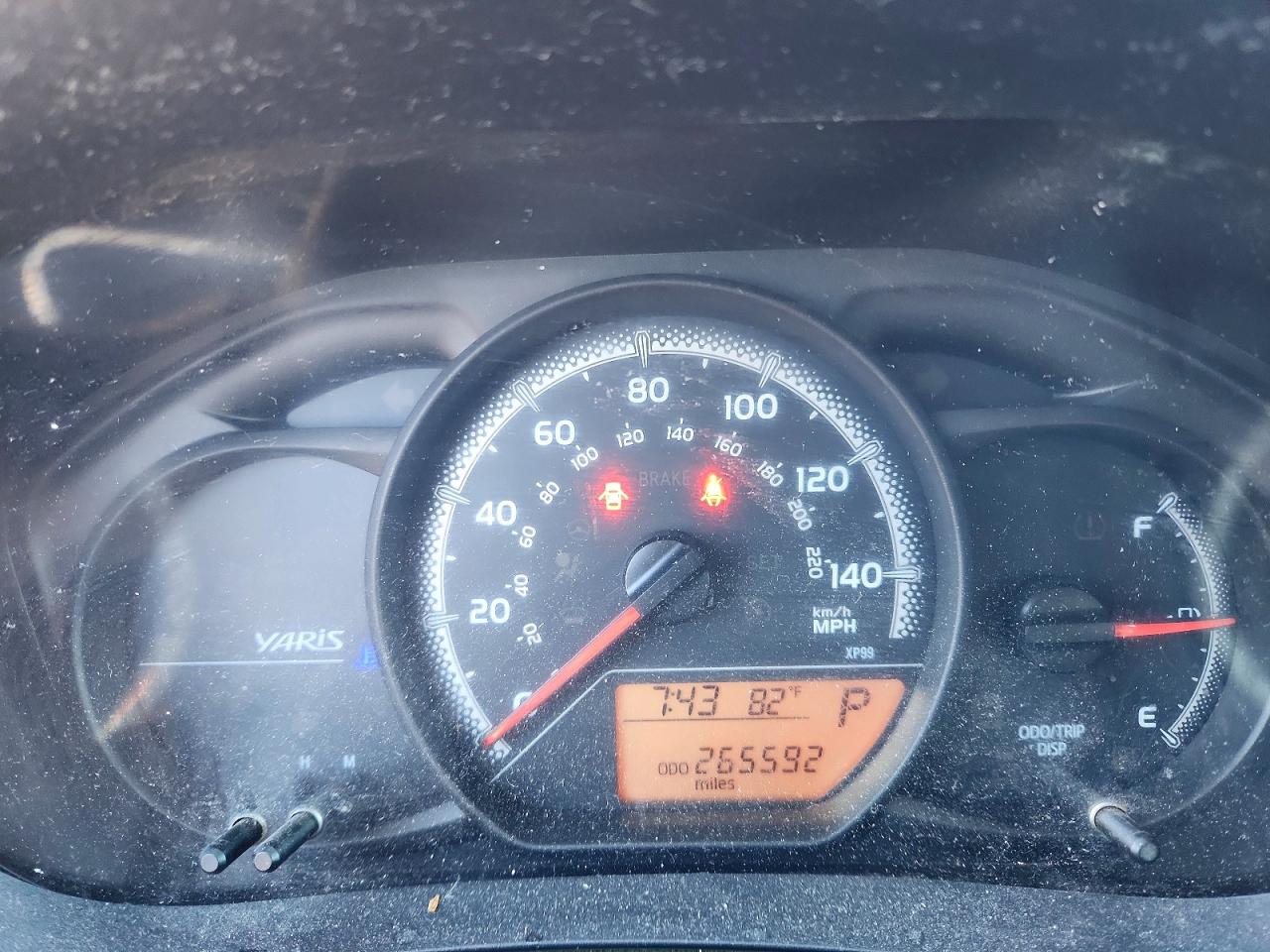 2015 TOYOTA YARIS