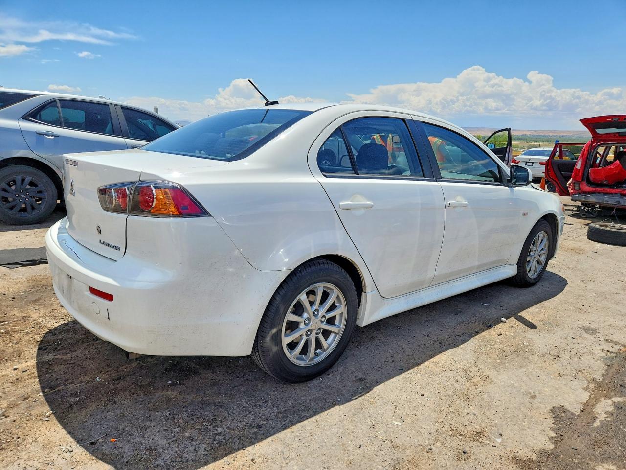 2011 MITSUBISHI LANCER