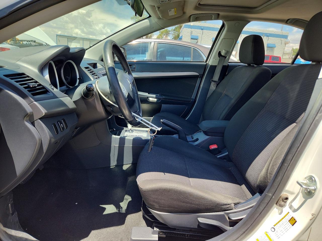 2011 MITSUBISHI LANCER