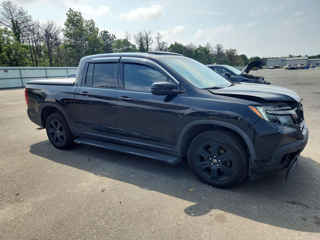 2017 HONDA RIDGELINE