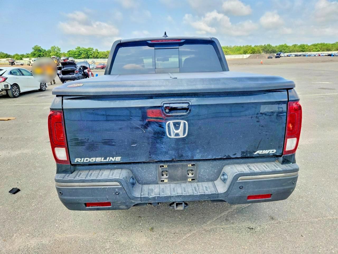 2017 HONDA RIDGELINE
