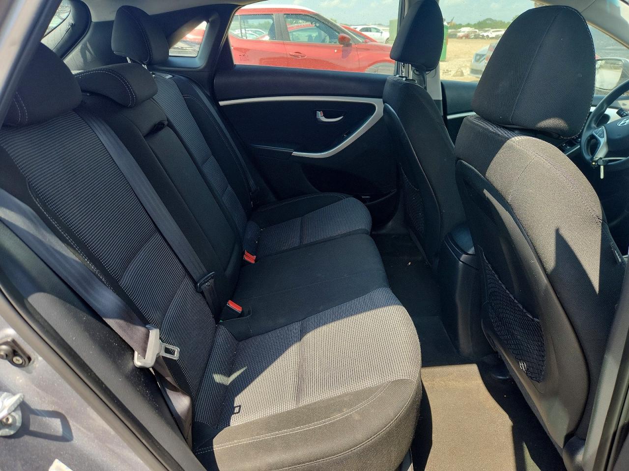 2015 HYUNDAI ELANTRA