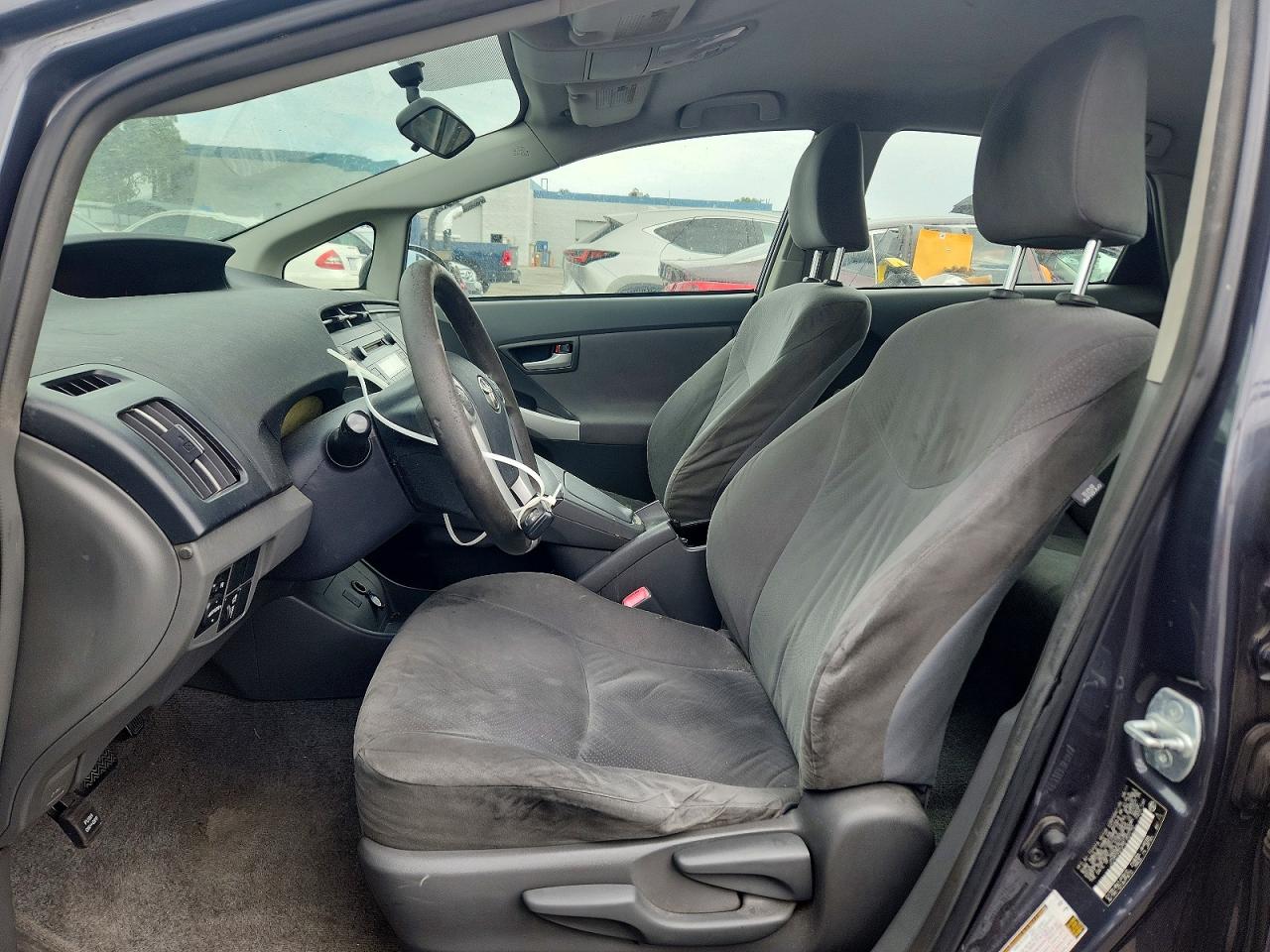 2011 TOYOTA PRIUS