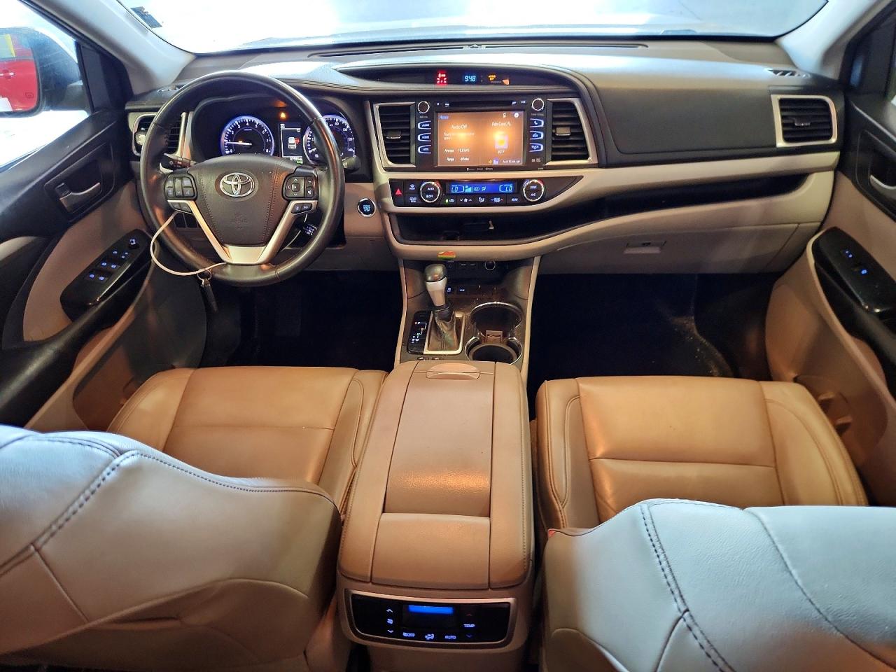 2019 TOYOTA HIGHLANDER