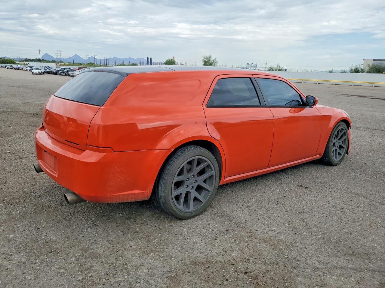 2006 DODGE MAGNUM