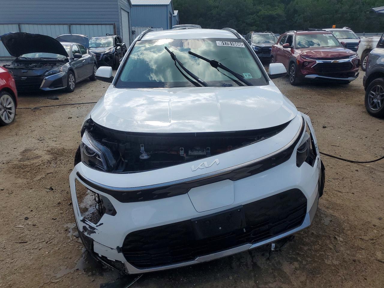 2024 KIA NIRO