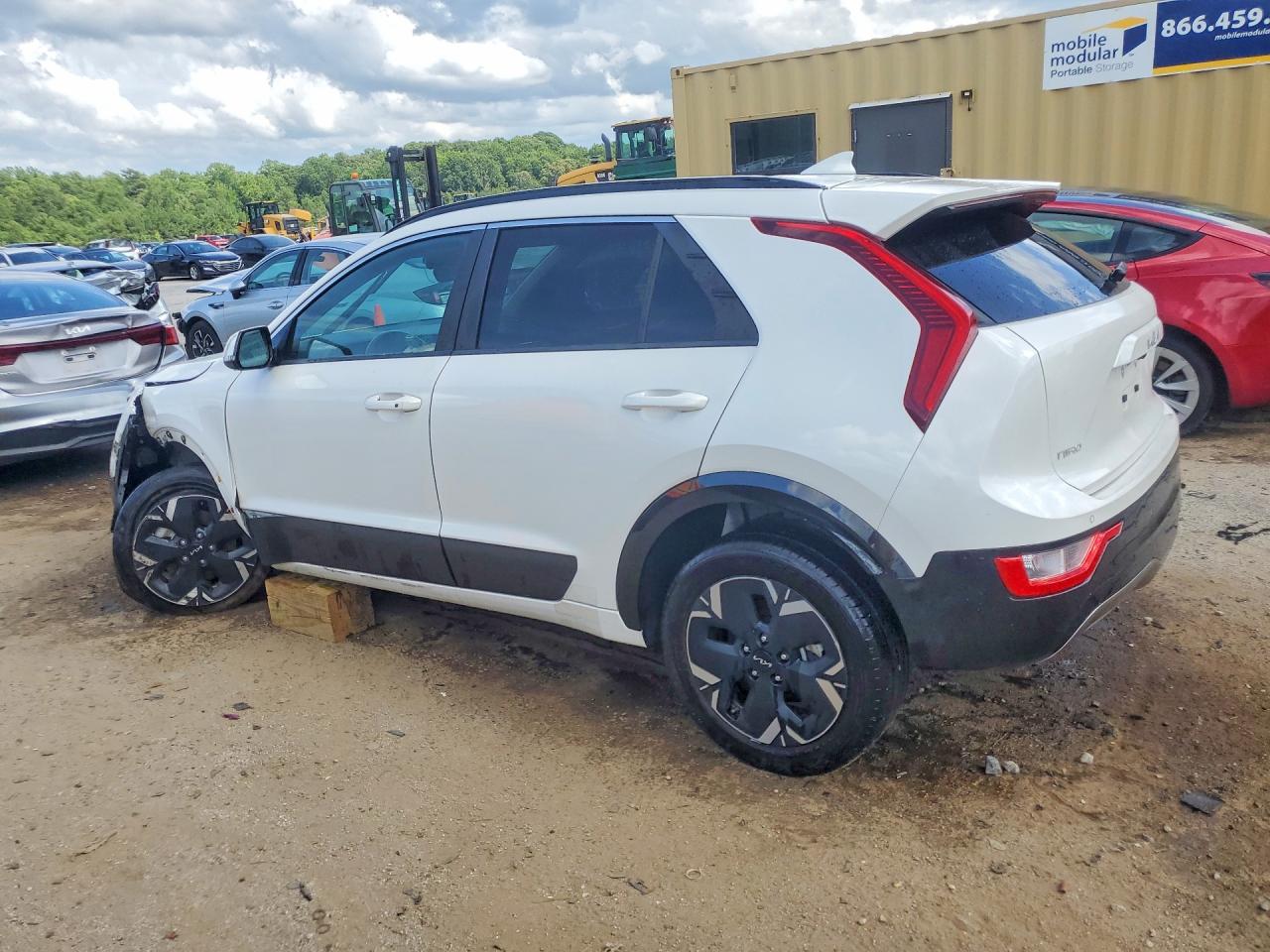 2024 KIA NIRO