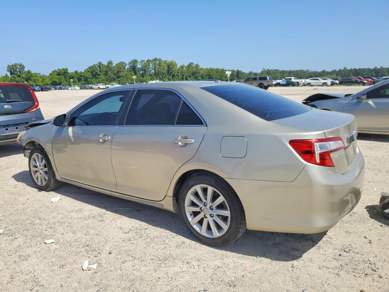 2013 TOYOTA CAMRY