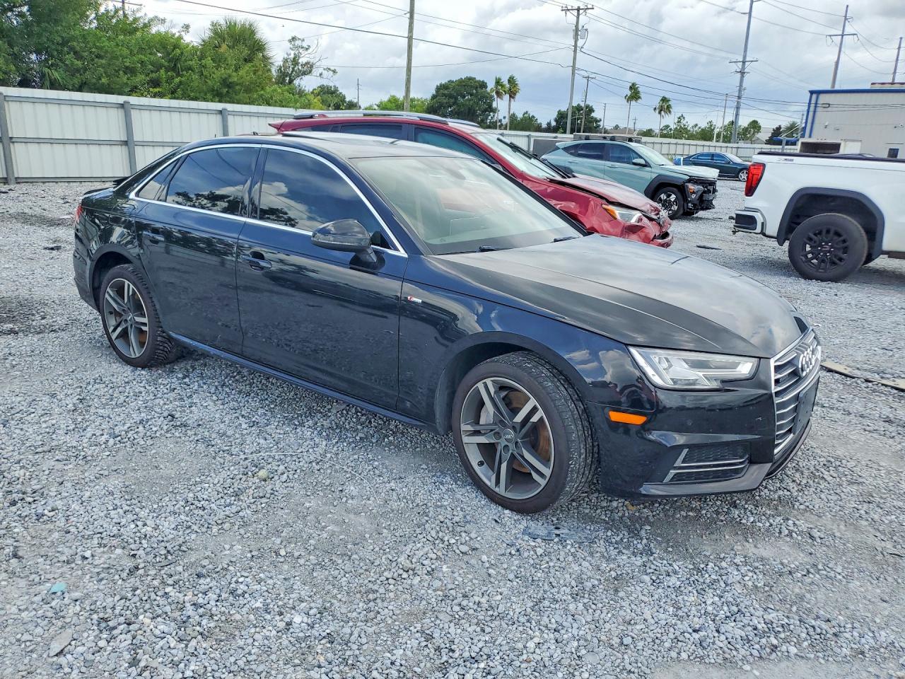 2017 AUDI A4