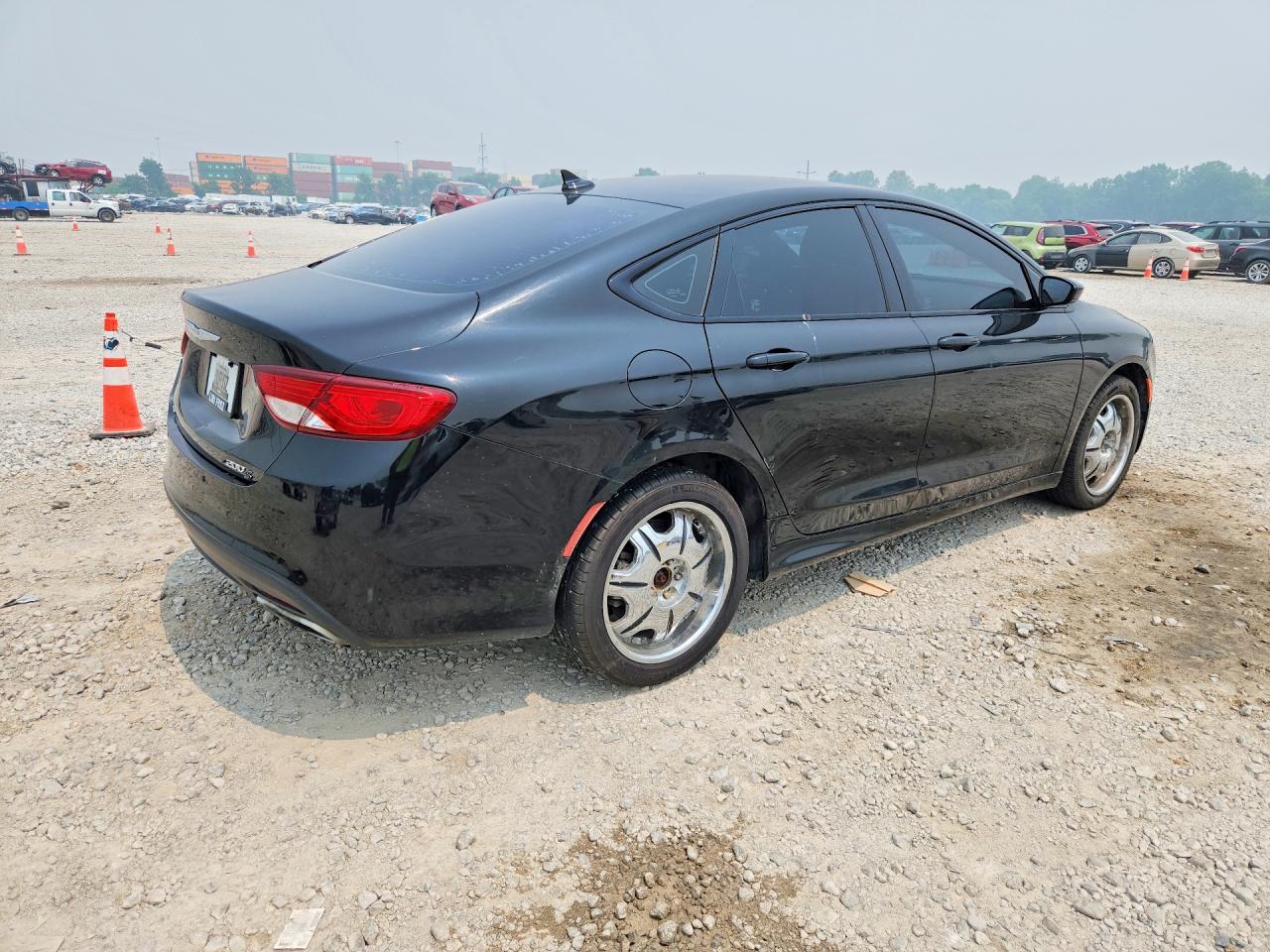 2015 CHRYSLER 200