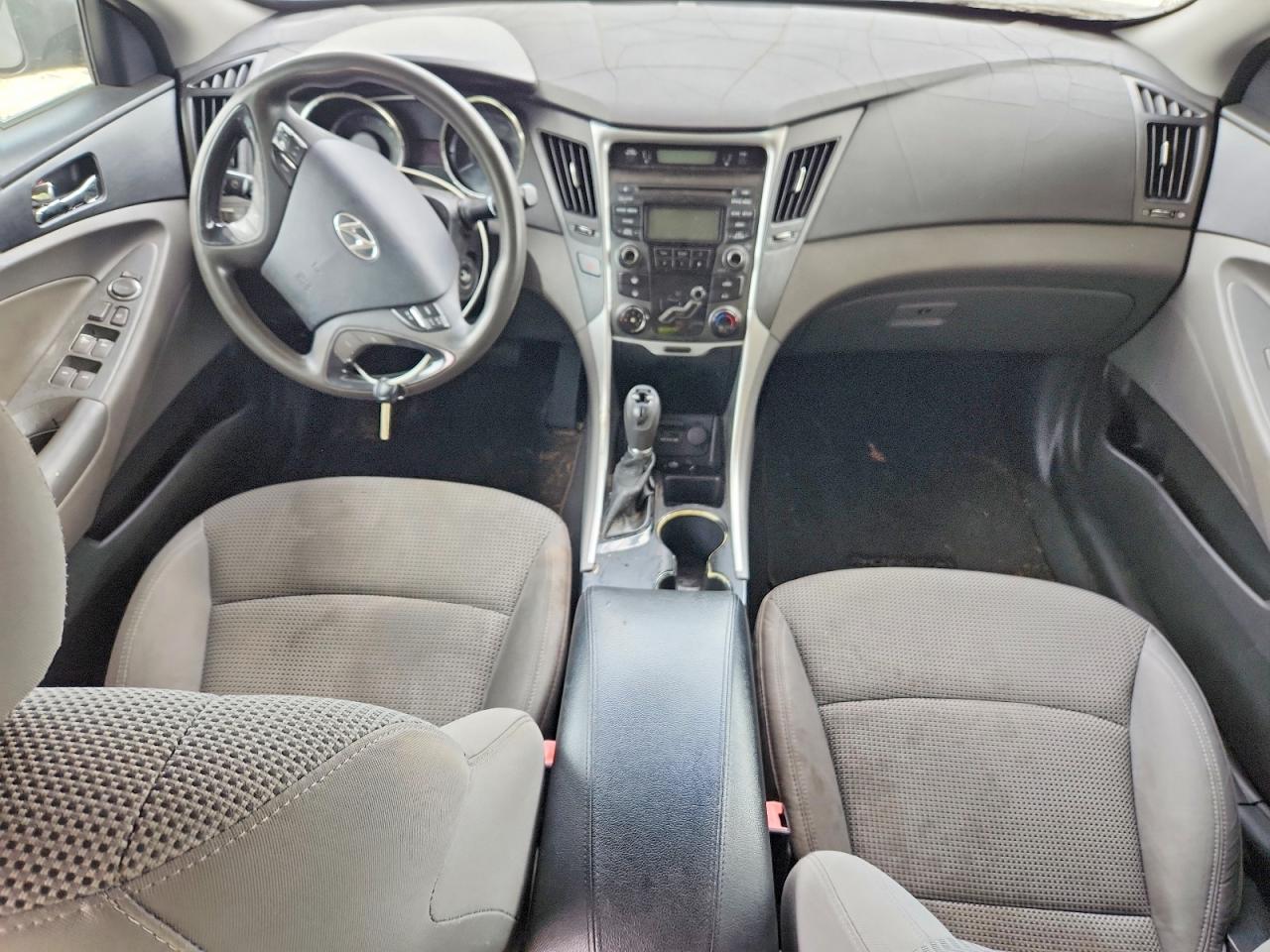 2012 HYUNDAI SONATA