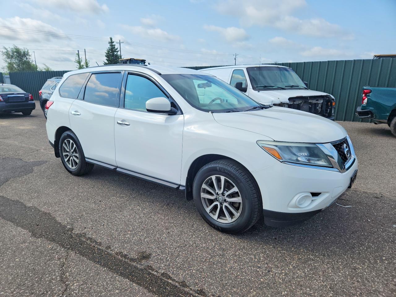 2013 NISSAN PATHFINDER