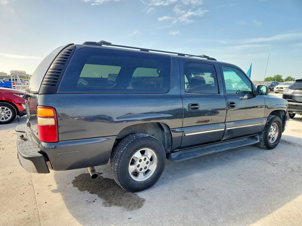 2003 CHEVROLET SUBURBAN