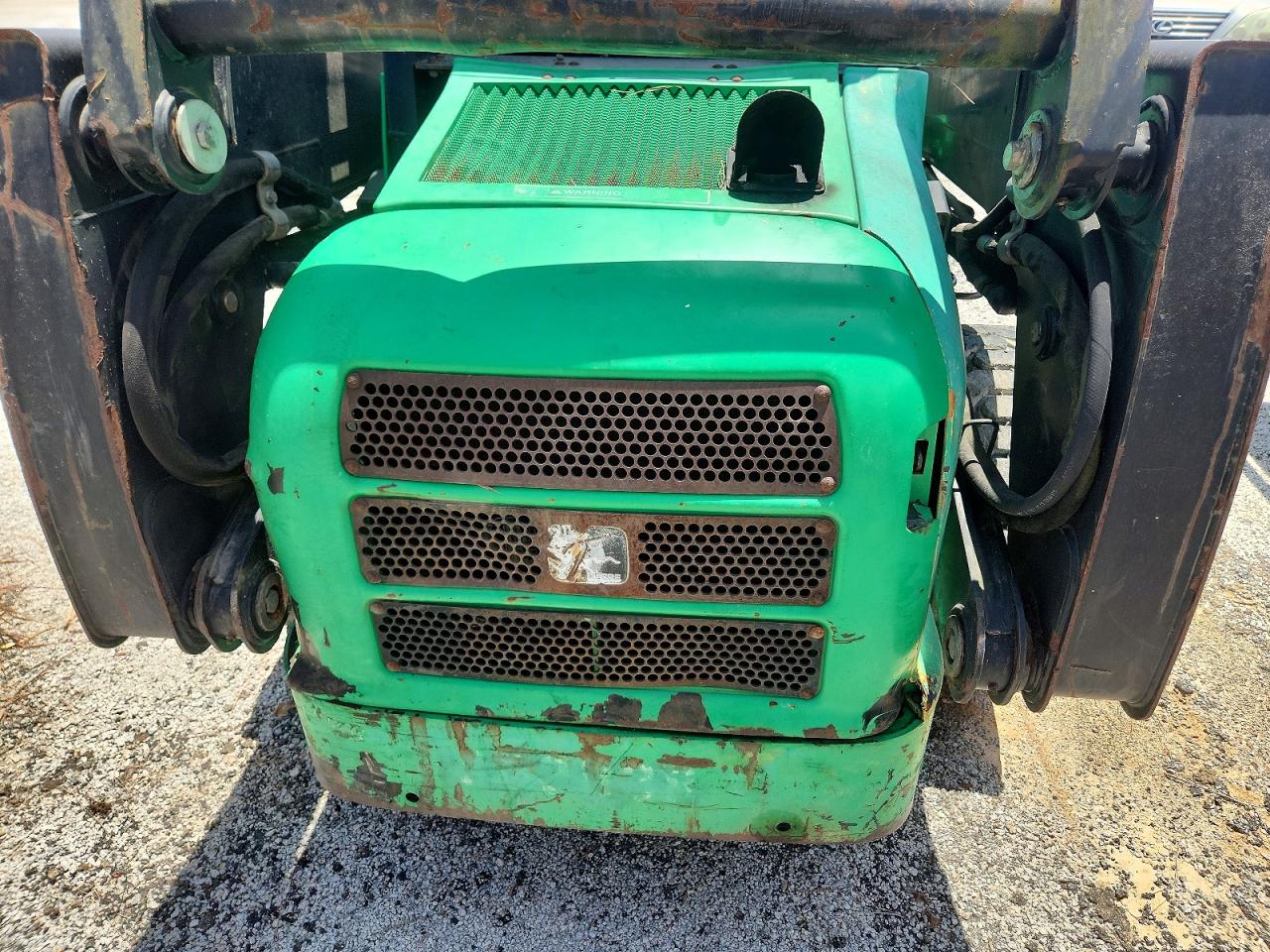 2011 DEERE UNKNOWN