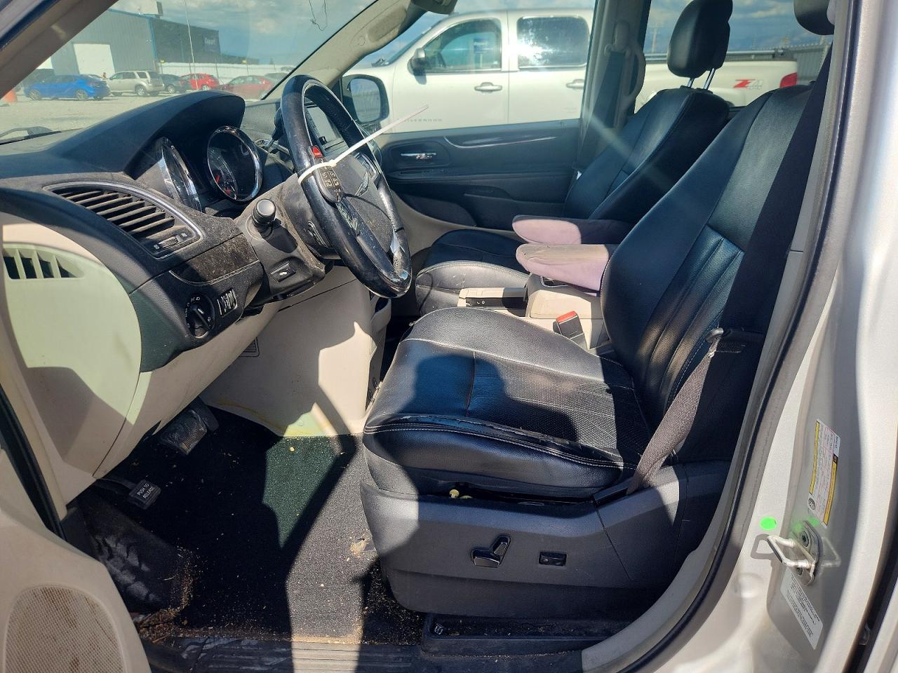 2012 CHRYSLER MINIVAN