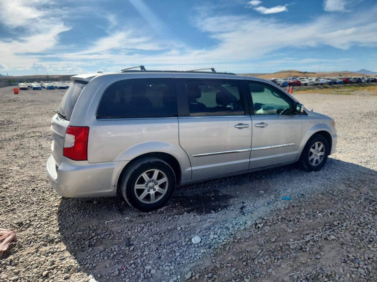 2012 CHRYSLER MINIVAN