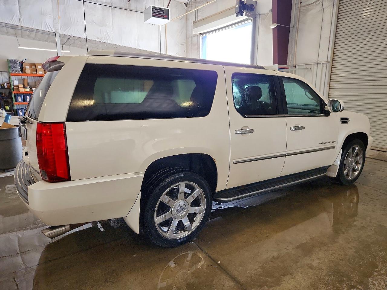 2013 CADILLAC ESCALADE